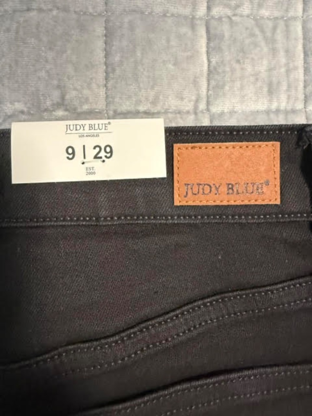 Jeans - Picture 4 of 5